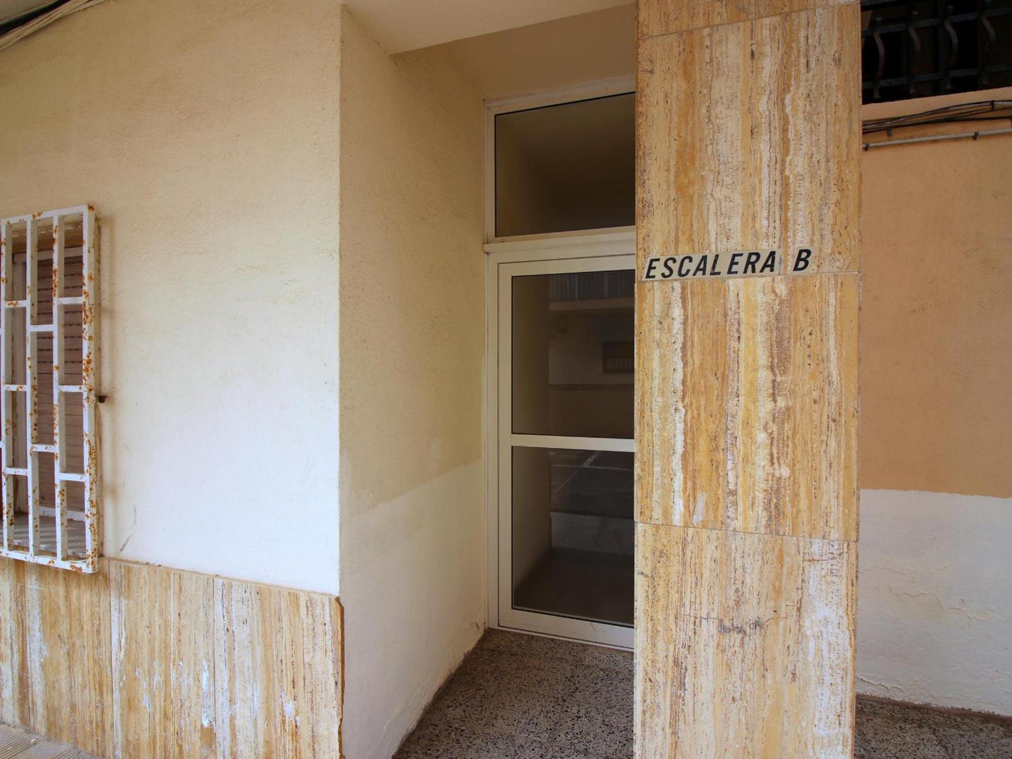 Centrico Con Terraza, A 350m De La Playa En Santa Margarita - Es-228-108
